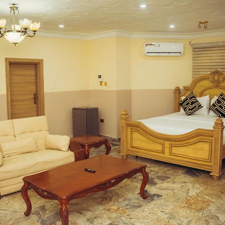 J'S Place Abuja Dış mekan fotoğraf