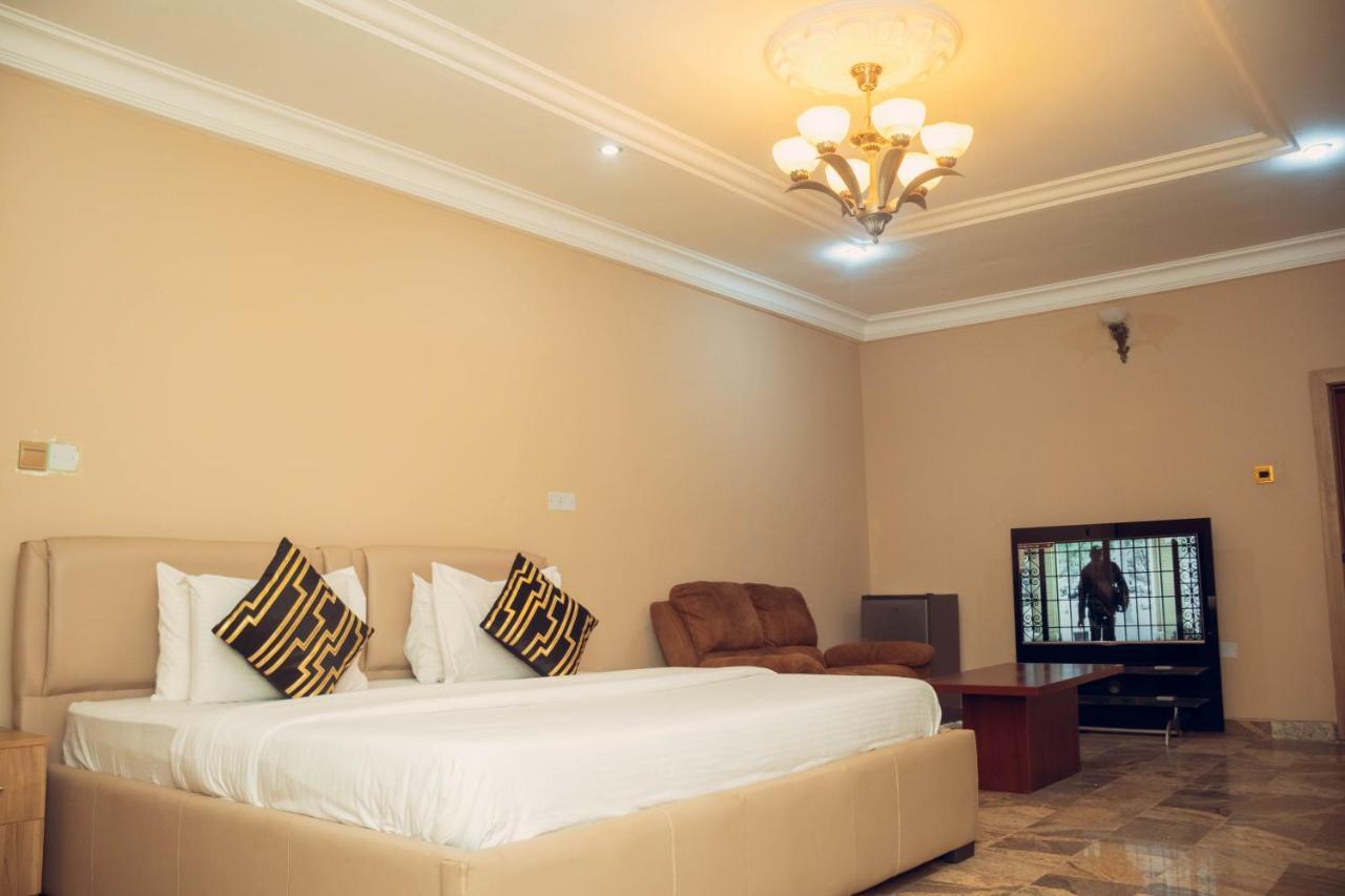 J'S Place Abuja Dış mekan fotoğraf