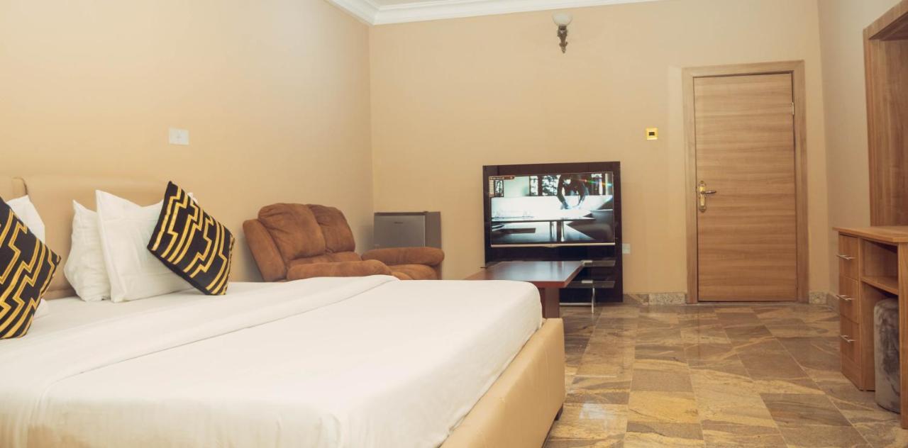 J'S Place Abuja Dış mekan fotoğraf